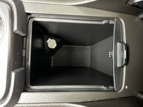 Used 2015 GMC Acadia SLE FWD image 24