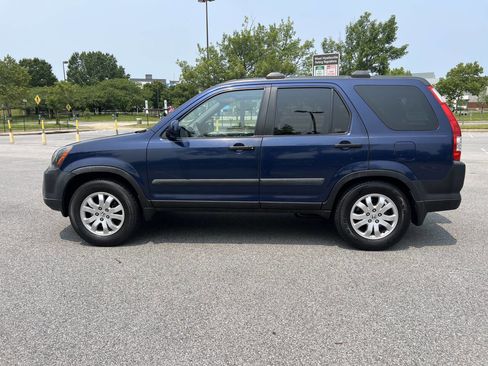 Used 2005 Honda CR-V EX image 12