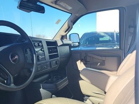 Used 2024 GMC Savana 2500 Extended w/ Driver Convenience Package image 11