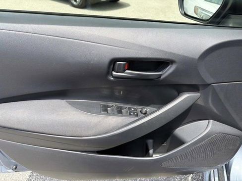 Used 2022 Toyota Corolla LE FWD image 7