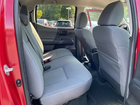 Used 2022 Toyota Tacoma SR AWD/4WD image 20