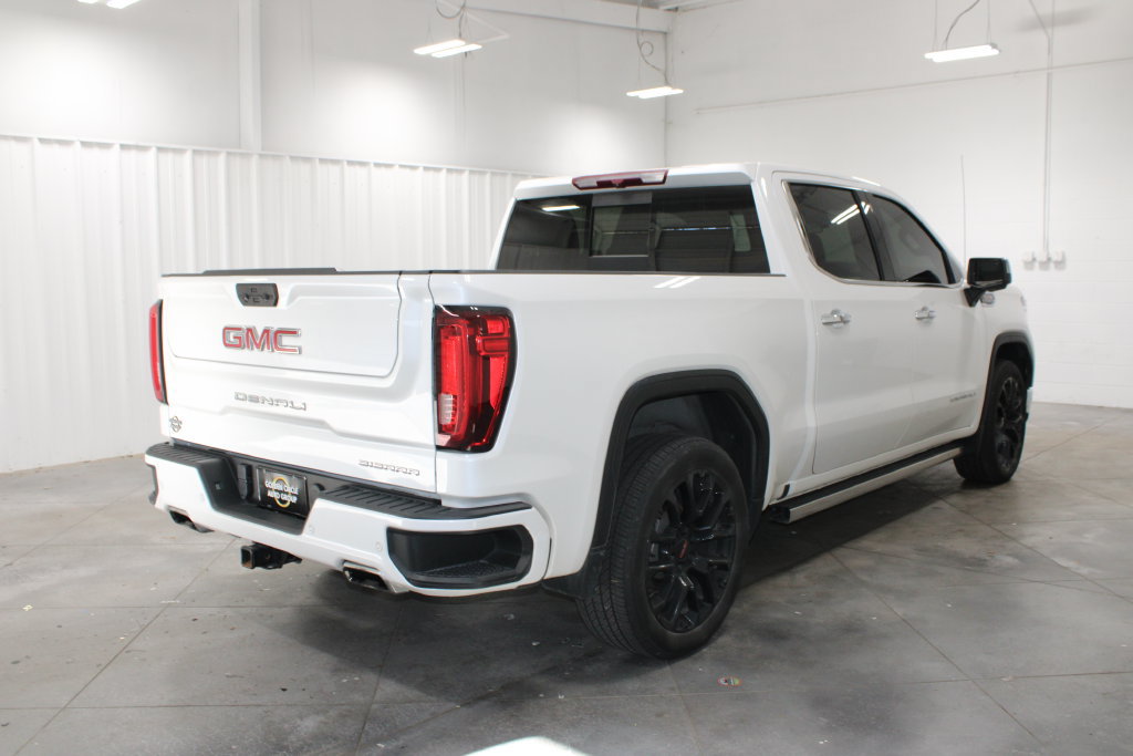 Used 2023 GMC Sierra 1500 Denali AWD/4WD image 9