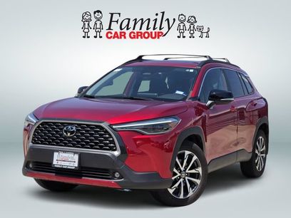 Used 2025 Toyota Corolla Cross XLE w/ Convenience Package