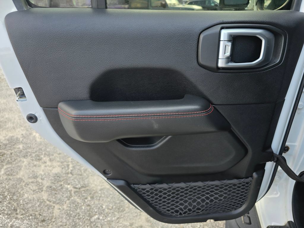 Used 2020 Jeep Gladiator Rubicon AWD/4WD image 46