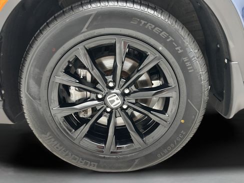 Used 2025 Honda CR-V Sport image 9