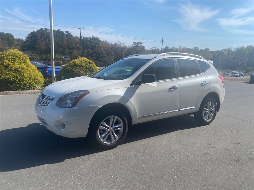 Used 2015 Nissan Rogue S w/ Convenience Package FWD image 3