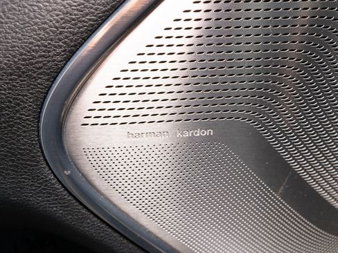 Used 2020 RAM 1500 Limited image 19