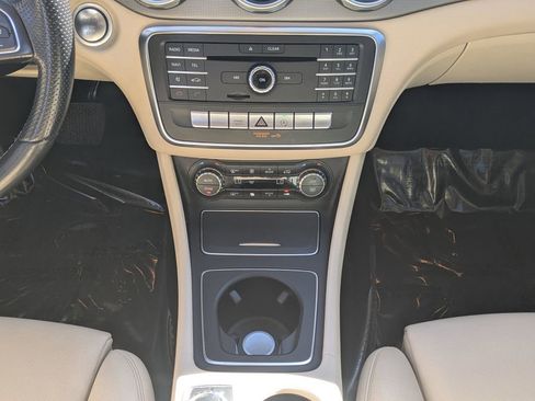 Certified 2020 Mercedes-Benz GLA 250 image 5