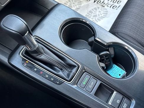 Certified 2023 Honda Civic LX image 12