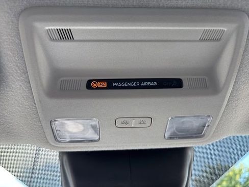 Used 2023 Ford Transit 350 DRW RWD image 26