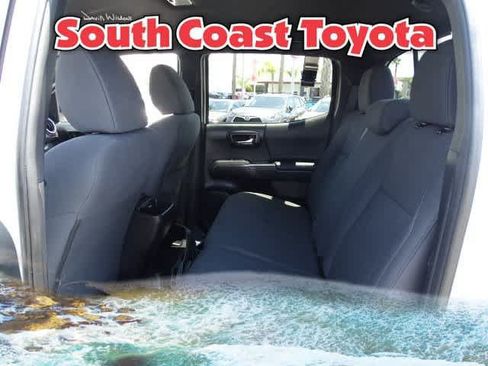 Used 2017 Toyota Tacoma TRD Sport RWD image 22