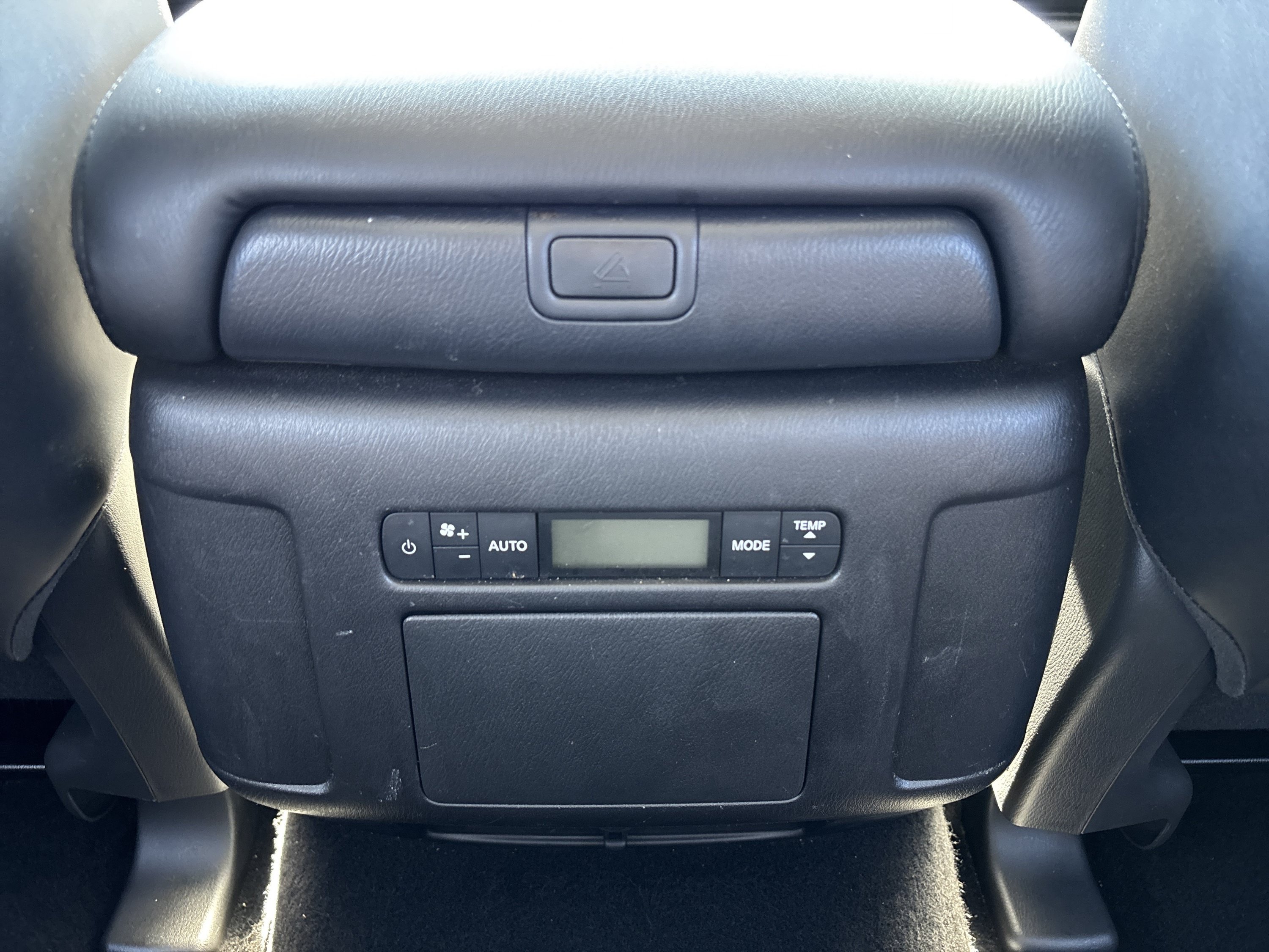 Used 2024 Nissan Armada SV w/ Cargo Package AWD/4WD image 19