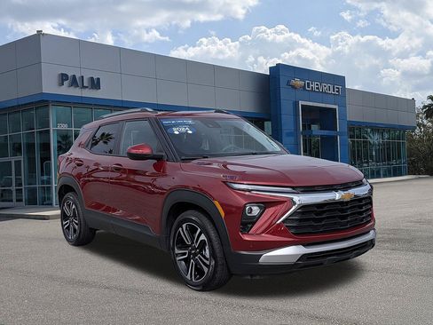 Certified 2024 Chevrolet TrailBlazer LT w/ Driver Confidence Package FWD image 1