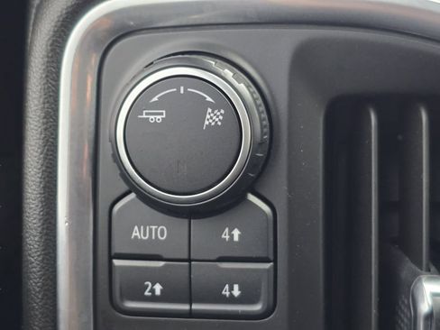 Used 2019 Chevrolet Silverado 1500 LT w/ All-Star Edition image 17