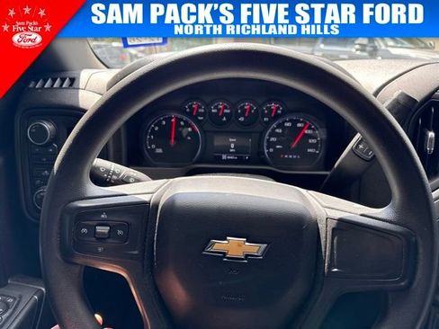 Used 2022 Chevrolet Silverado 2500 Custom AWD/4WD image 7