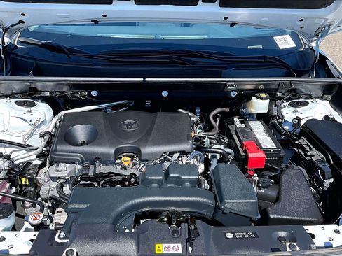 Certified 2023 Toyota RAV4 LE FWD image 31
