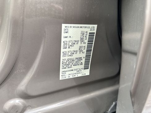 Used 2021 Nissan Titan PRO-4X w/ Pro-4x Convenience Package image 22