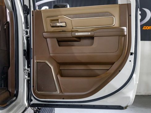 Used 2023 RAM 3500 Limited image 39