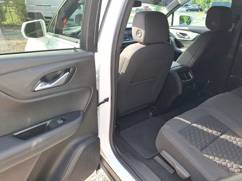 Used 2019 Chevrolet Blazer LT image 19