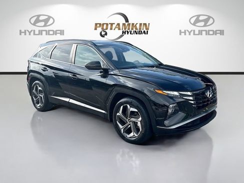Certified 2024 Hyundai Tucson SEL w/ Convenience Package FWD image 3