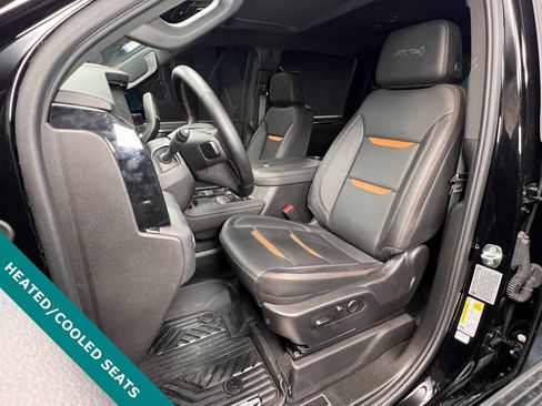 Used 2025 GMC Sierra 2500 AT4 w/ AT4 Premium Plus Package image 3