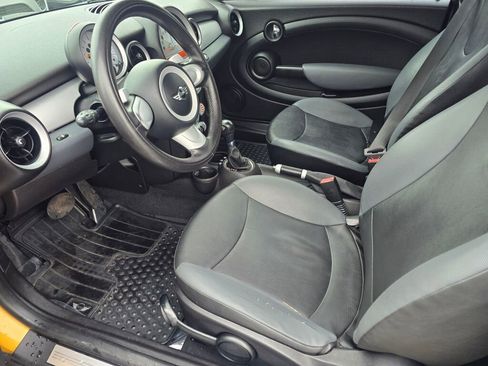 Used 2009 MINI Cooper Hardtop FWD image 23