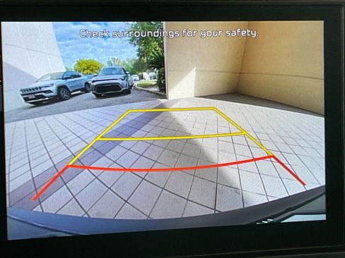 Used 2025 Kia Sportage LX image 23