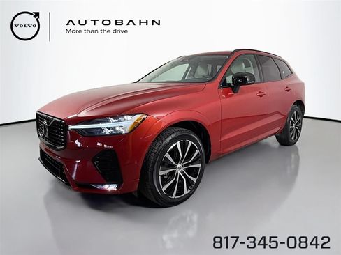 Certified 2024 Volvo XC60 B5 Plus AWD/4WD image 1