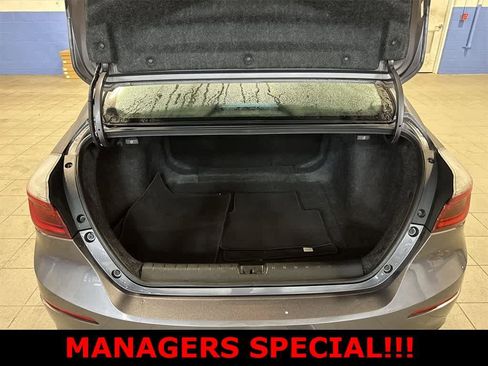 Used 2020 Honda Insight Touring image 11