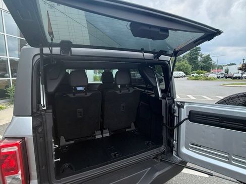 Used 2023 Ford Bronco Black Diamond AWD/4WD image 8