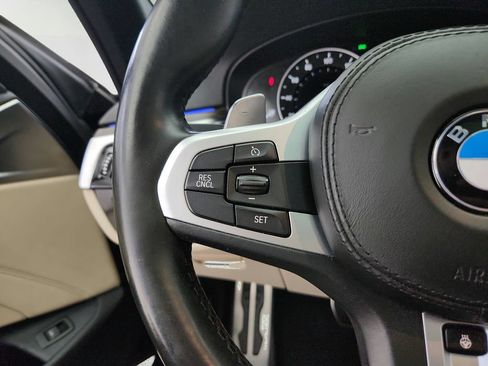 Used 2019 BMW 530i xDrive AWD/4WD image 24