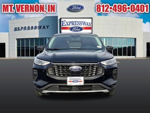 Used 2023 Ford Escape Active w/ Tech Pack #1 AWD/4WD image 4