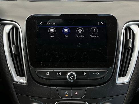 Used 2024 Chevrolet Malibu LT image 33