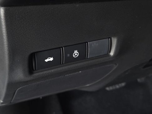 New 2026 Nissan Sentra SV w/ SV Convenience Package FWD image 16