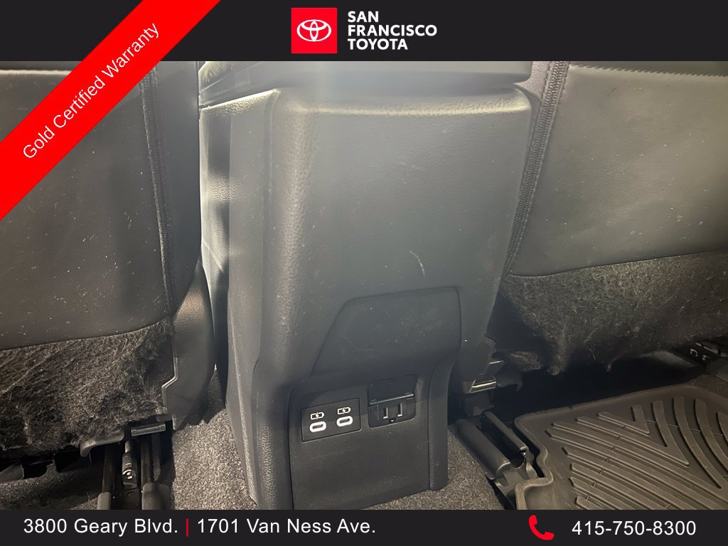 Certified 2024 Toyota Prius Prime FWD image 18