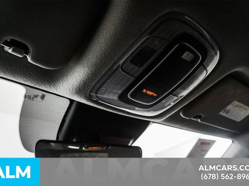 Used 2025 Hyundai Elantra SE FWD image 57