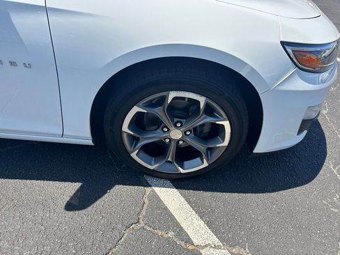 Used 2022 Chevrolet Malibu LT image 13