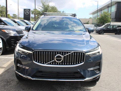 Used 2022 Volvo XC60 T8 Inscription Expression w/ Advanced Package image 2