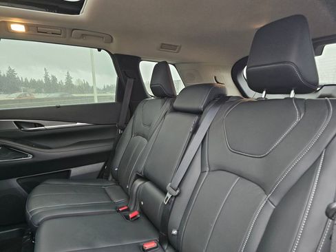 Certified 2023 INFINITI QX60 Luxe w/ Vision Package image 20