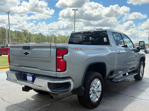 Used 2024 Chevrolet Silverado 2500 LTZ w/ LTZ Plus Package AWD/4WD image 7
