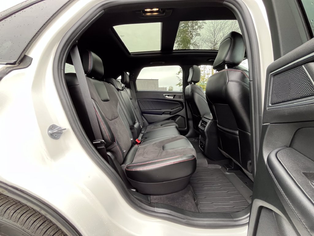 Used 2023 Ford Edge ST AWD/4WD image 20