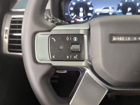 Certified 2025 Land Rover Discovery Dynamic SE image 14