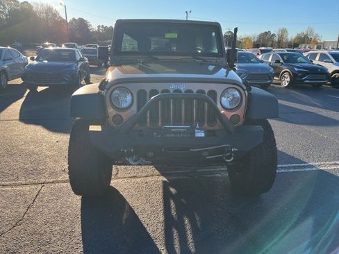 Used 2015 Jeep Wrangler Unlimited Rubicon w/ Dual Top Group image 32