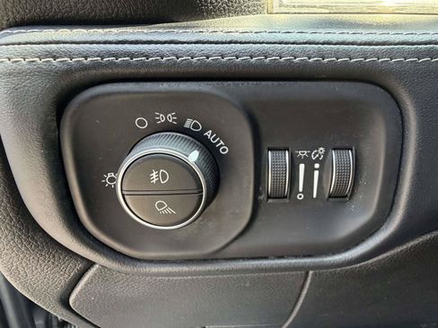 Used 2019 RAM 2500 Limited AWD/4WD image 24