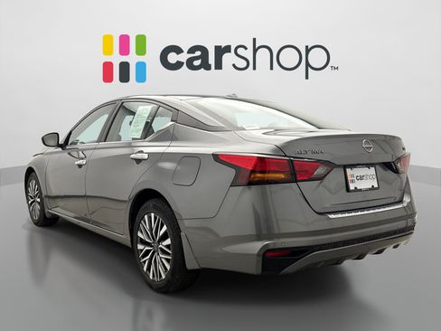 Used 2023 Nissan Altima 2.5 SV AWD/4WD image 2