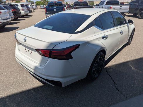 Used 2020 Nissan Altima 2.5 S FWD image 5