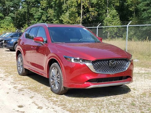 New 2025 MAZDA CX-5 Signature image 4