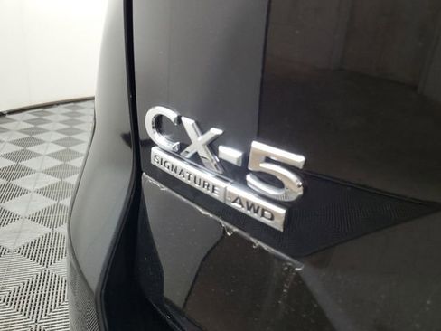 Certified 2025 MAZDA CX-5 Signature image 8