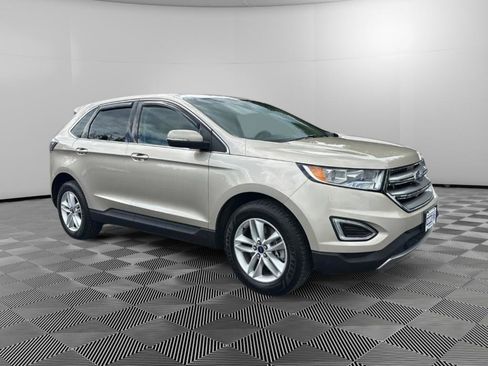 Used 2017 Ford Edge SEL w/ Equipment Group 201A AWD/4WD image 2
