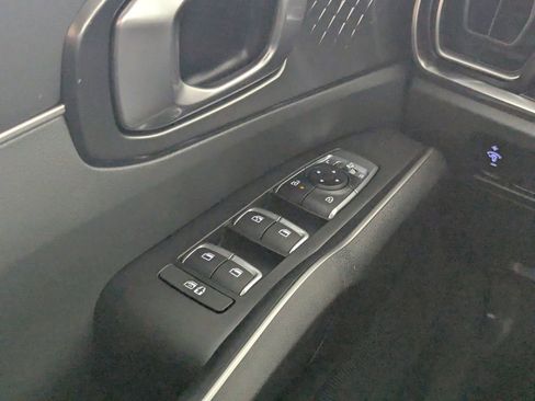 New 2026 Kia Sorento S FWD image 16